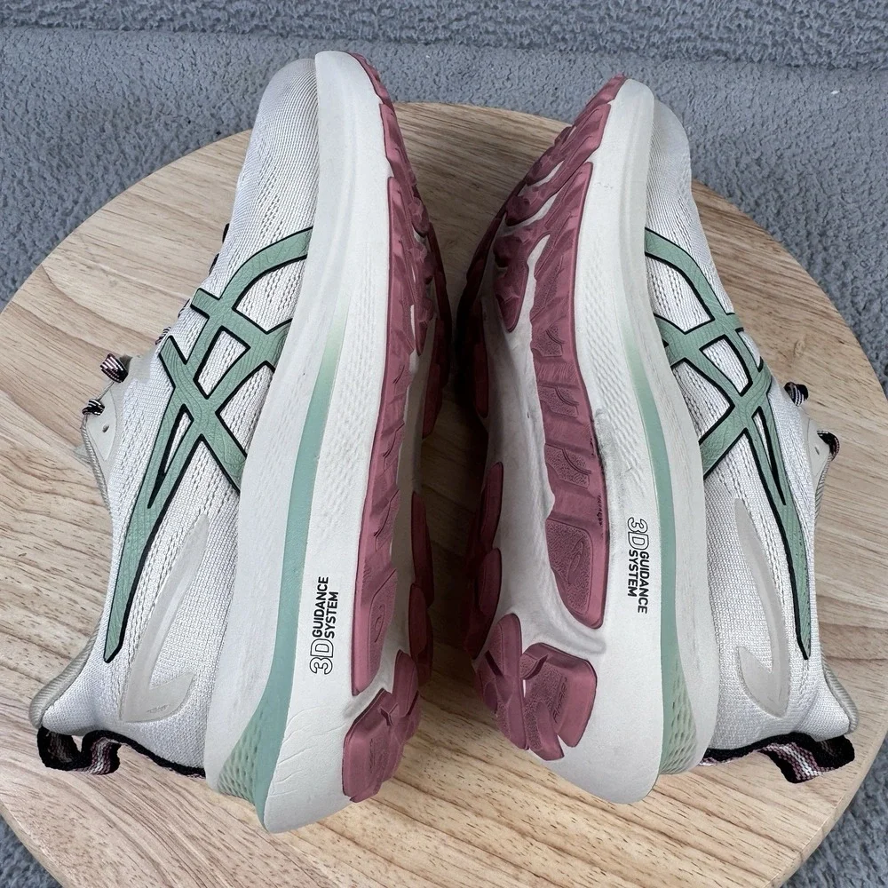 Asics Womens GT-2000 12 Womens Size 7 Beige Road Running Shoes Sneakers 1012B587